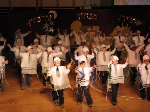 First grade Breslov dance