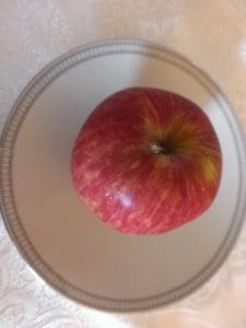 apple on china plate